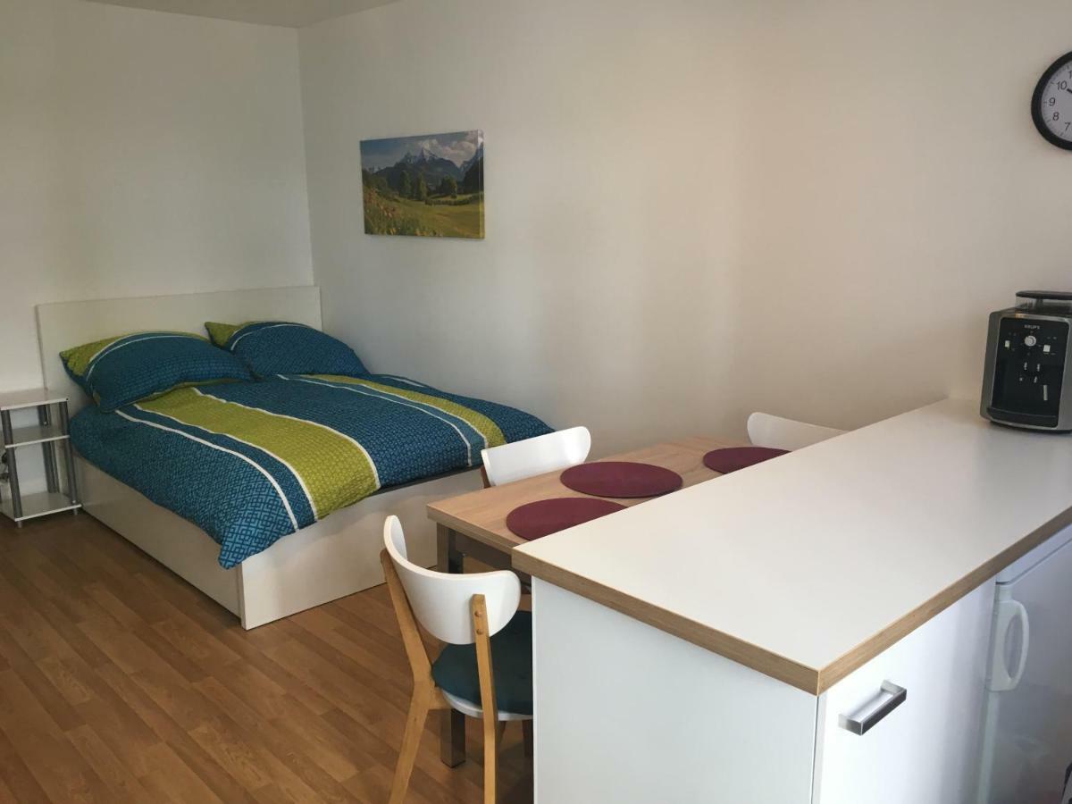 Apartment Bmw 24 Munich